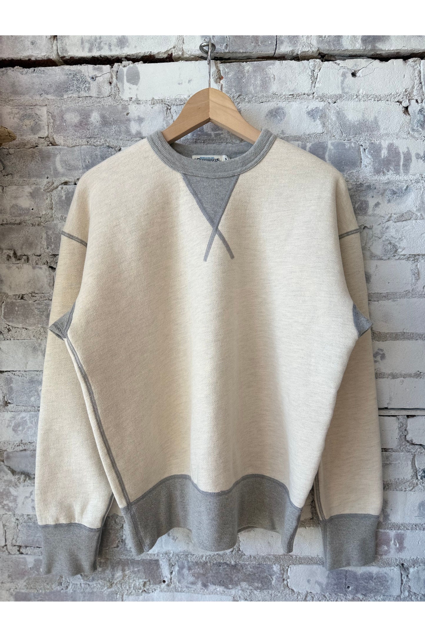 Deck Sweatshirt - Natural Combo