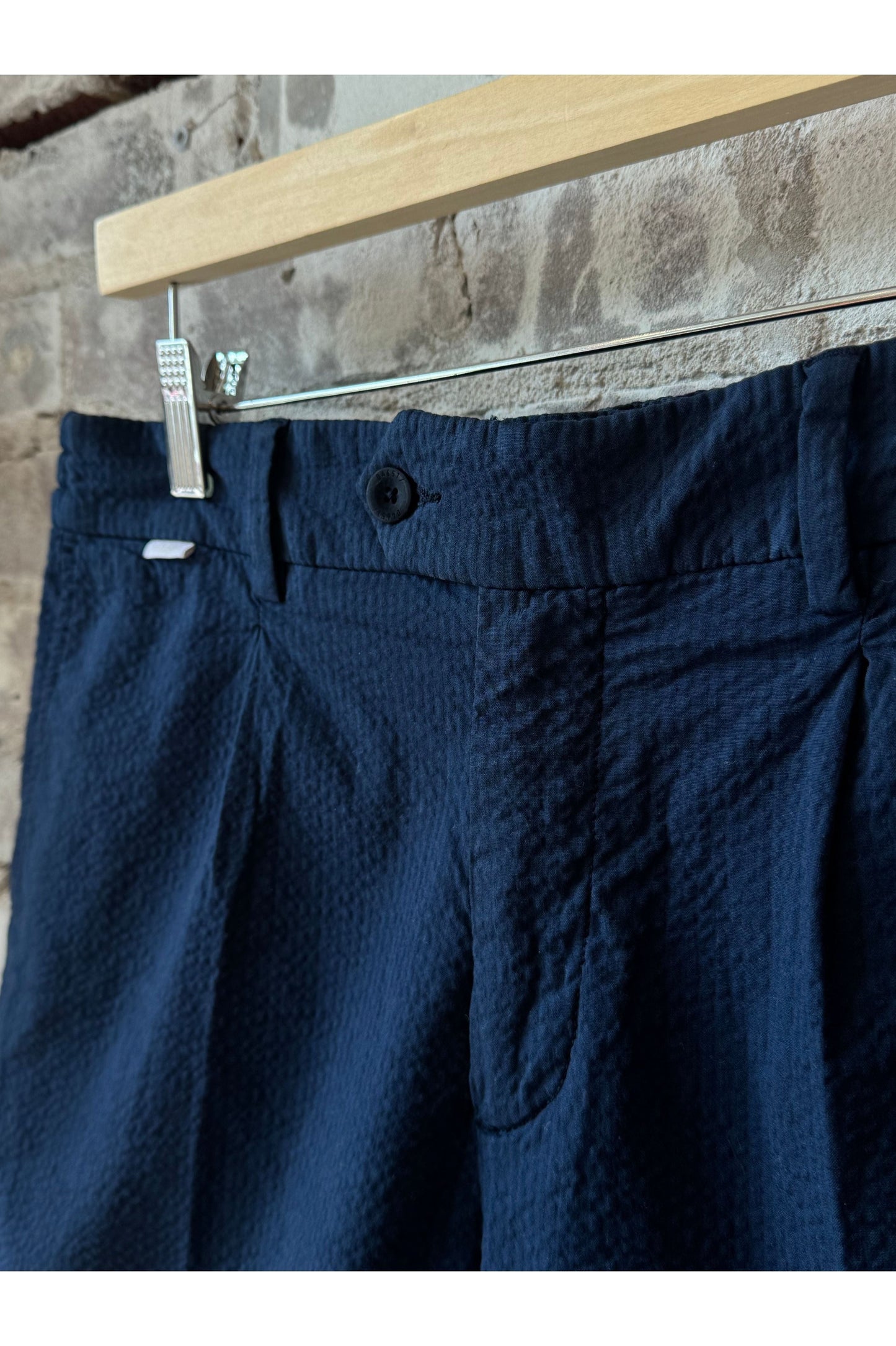 Seersucker Bermuda Short - Navy - DUNE + SALT
