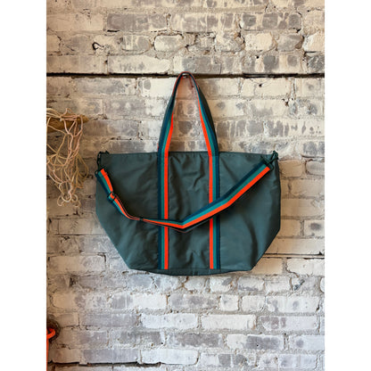 Men's Sundek Bon Bag beach tote in camo green with rainbow accents, featuring a spacious design and sturdy handles.