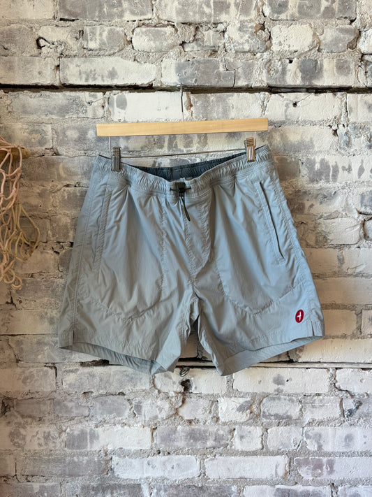 Airtex Hybrid Short 6.5" - Ghost Grey