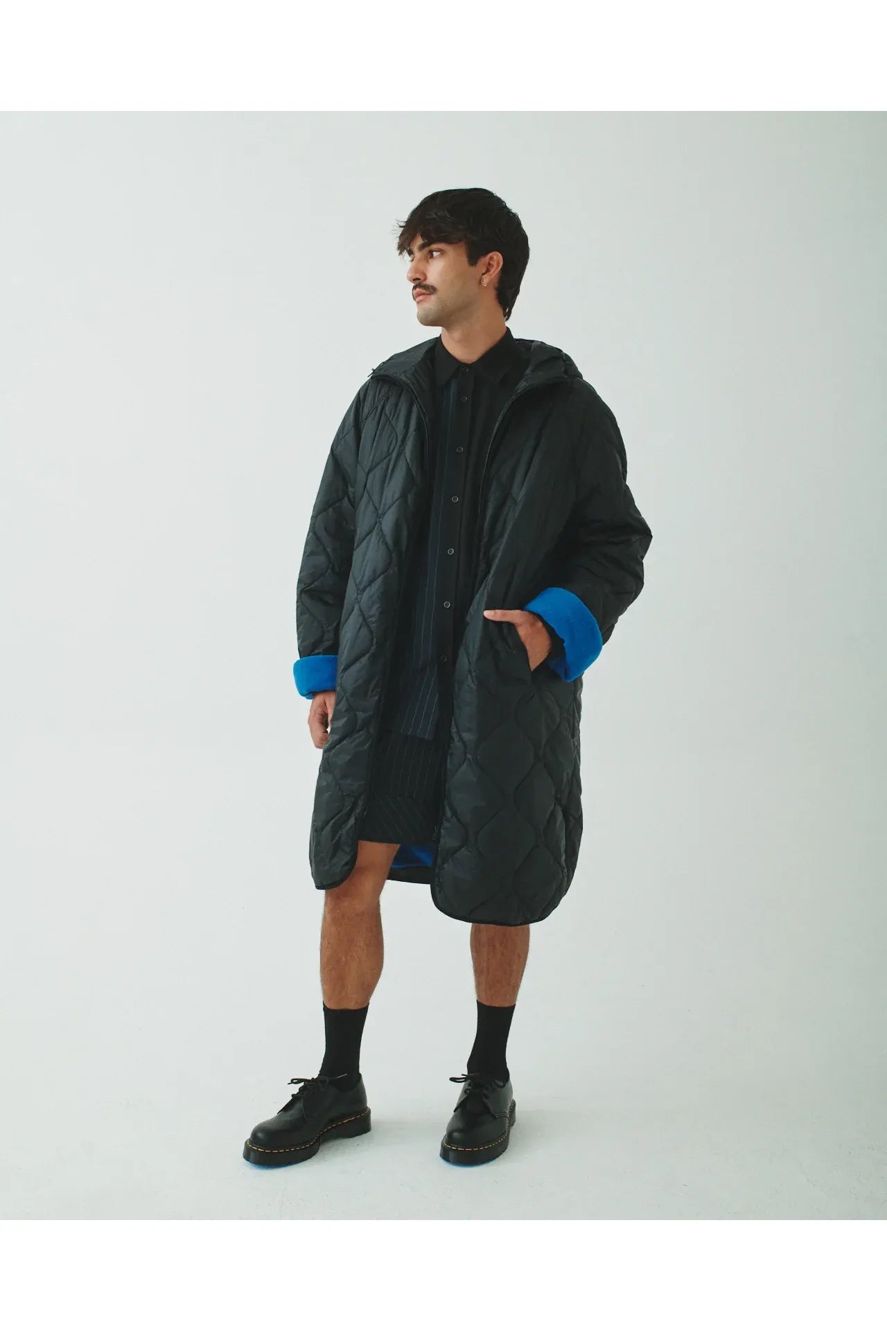 08 Light Hooded Puffer - Black/Blue - DUNE + SALT