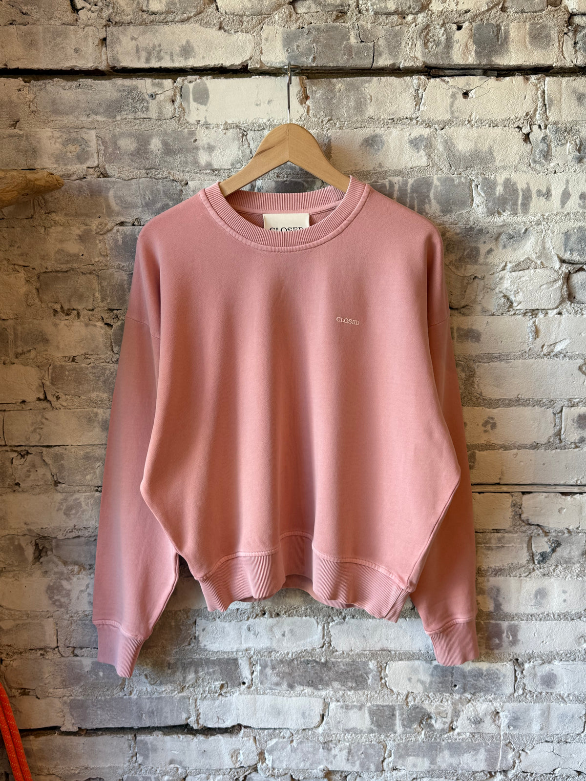 Closed Women's Organic Cotton Sweatshirt - Powder Pink Rosy Brown
