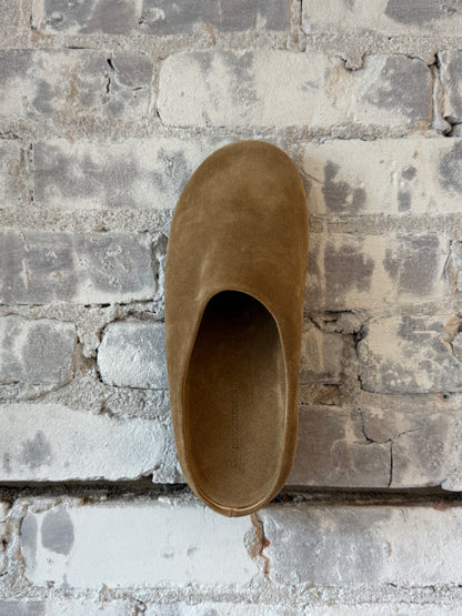 Women's Dear Frances Vico Suede Mule in caramel, showcasing the elegant slip-on shoe with a pointed toe and soft suede finish.