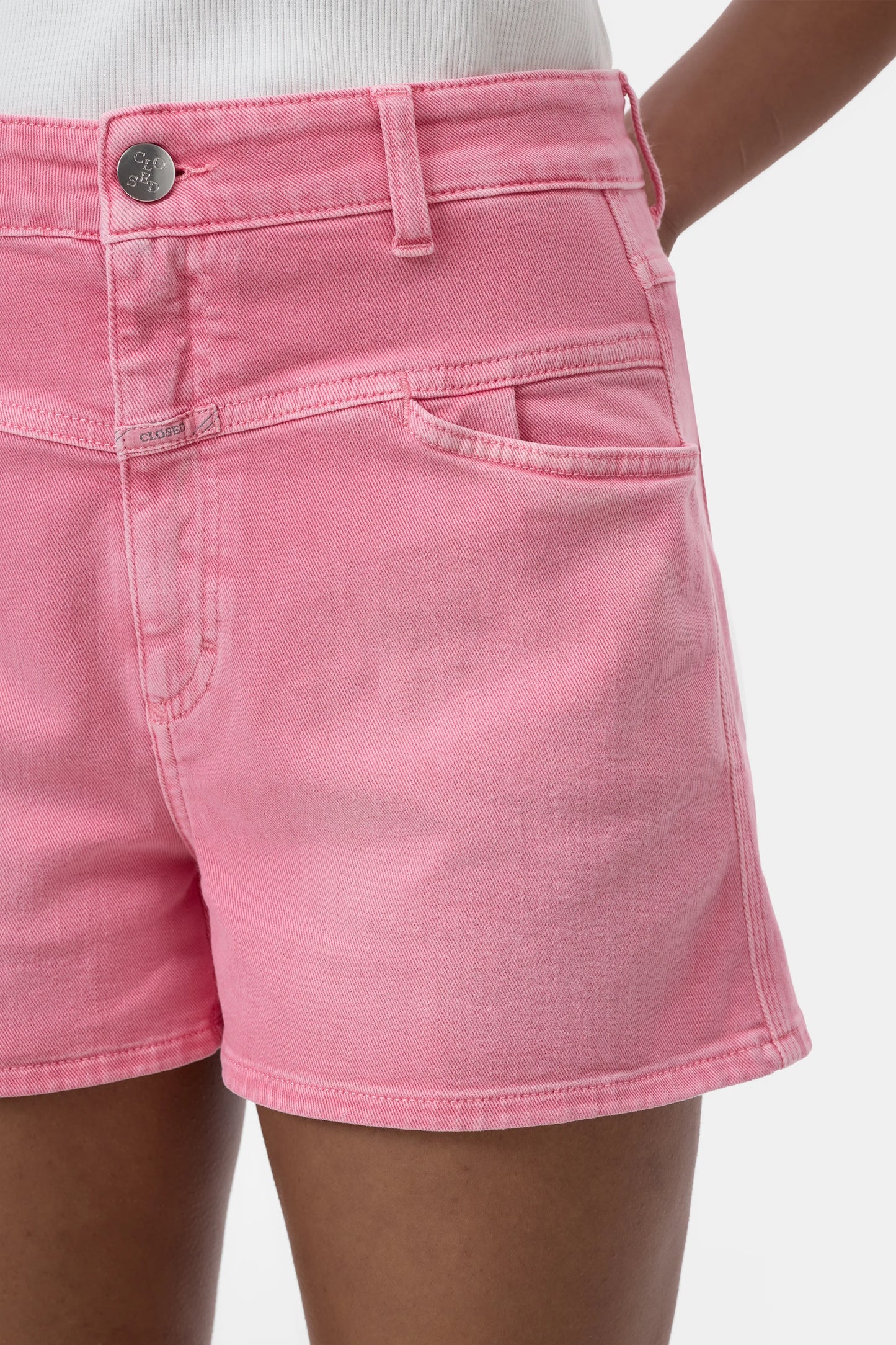 Closed Women's Jocy-X Denim Shorts – Peony Pink Pale Violet Red