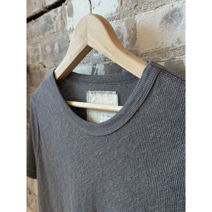 Hemp Pique SS Crew - Charcoal - DUNE + SALT