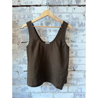 Women's maple brown tank top by Closed, casual sleeveless top with a relaxed fit and simple neckline.