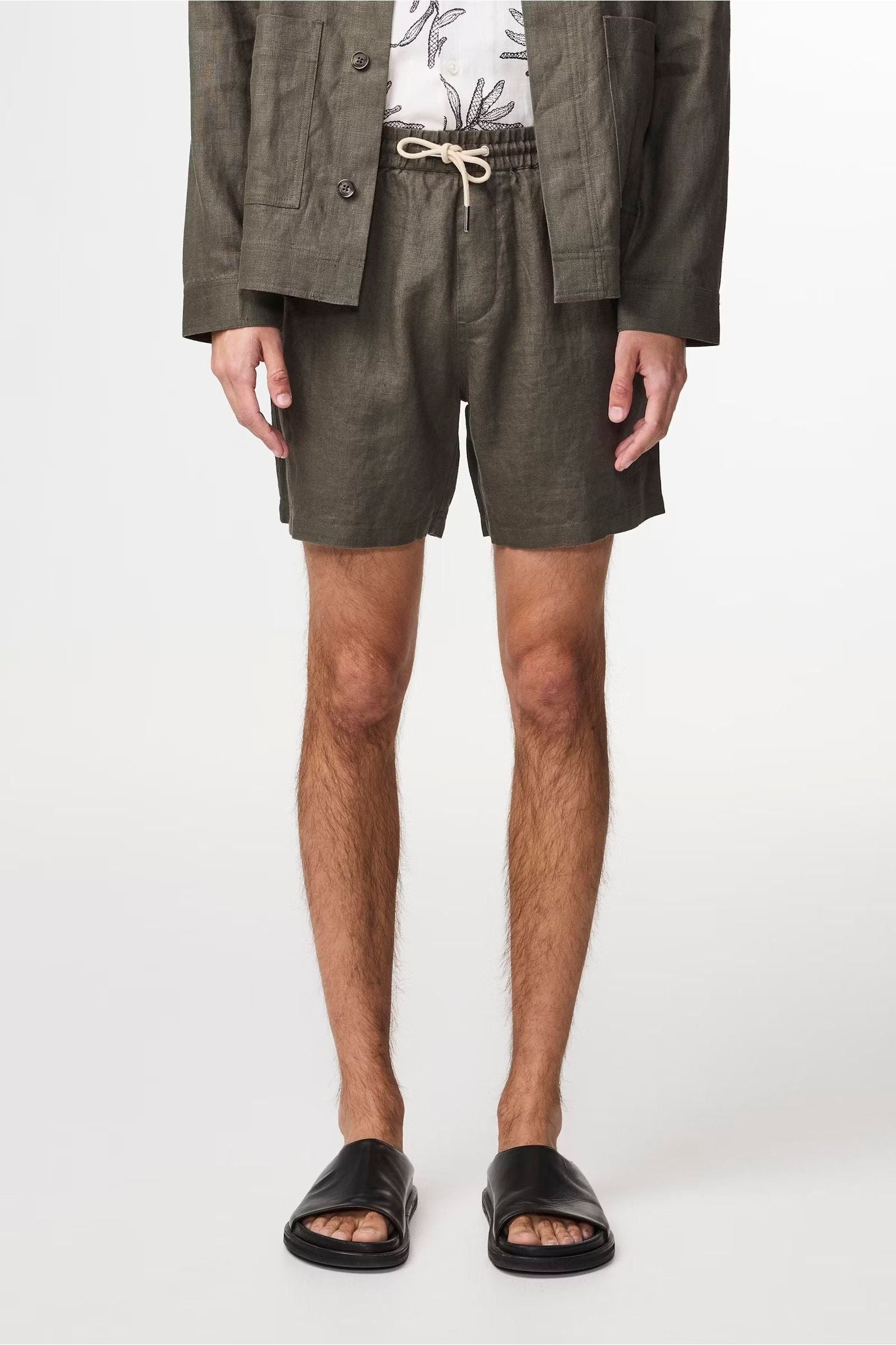 Gregor Casual Drawstring Linen Shorts - Croc Green - DUNE + SALT