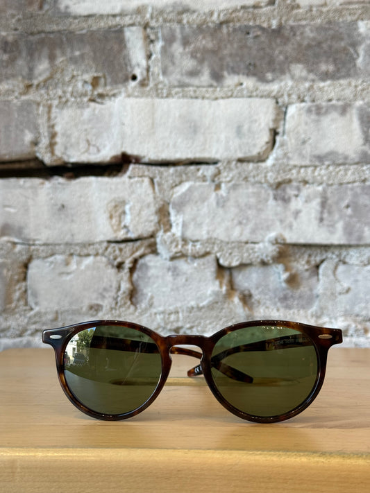 Men's Barton Perreira Banks sunglasses in chestnut frames with bottle green lenses, showcasing stylish eyewear design.