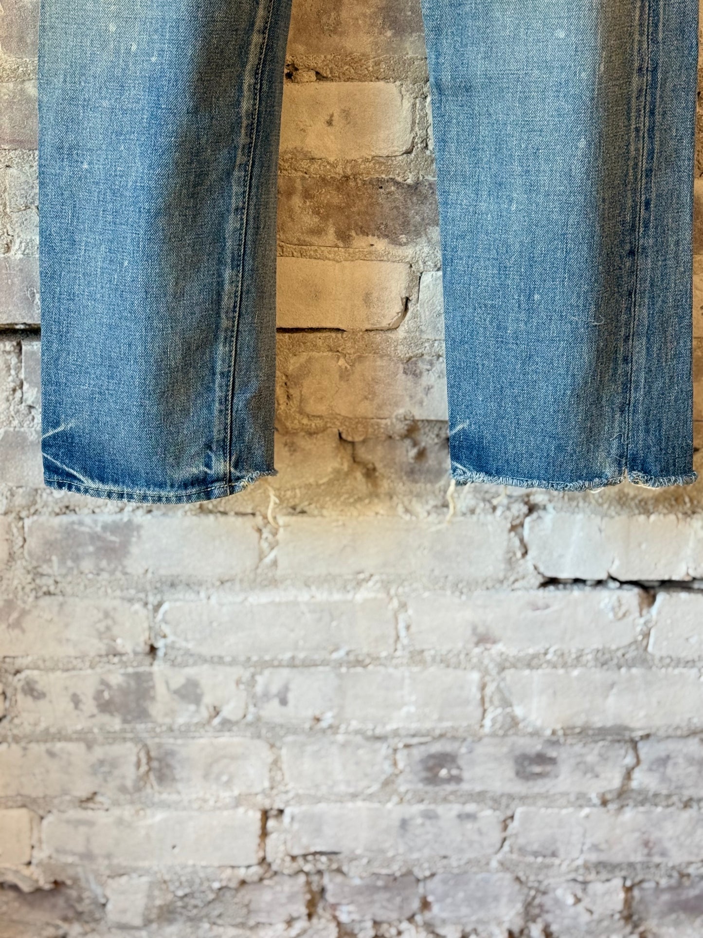 13.5oz Selvedge Denim Used Ankle Cut - Medium Distress - DUNE + SALT