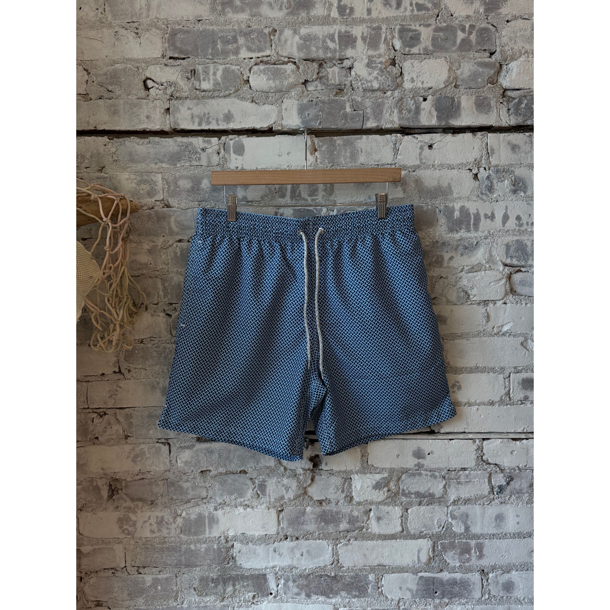 Men's Cyclist Liner Swim Trunks - Wave Print Navy/Sky - DUNE + SALT