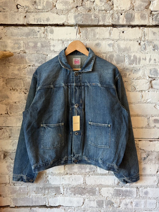Unisex 12oz selvedge denim short jacket in vintage light wash, men's Chimala denim jacket showcasing classic design and durable fabric.
