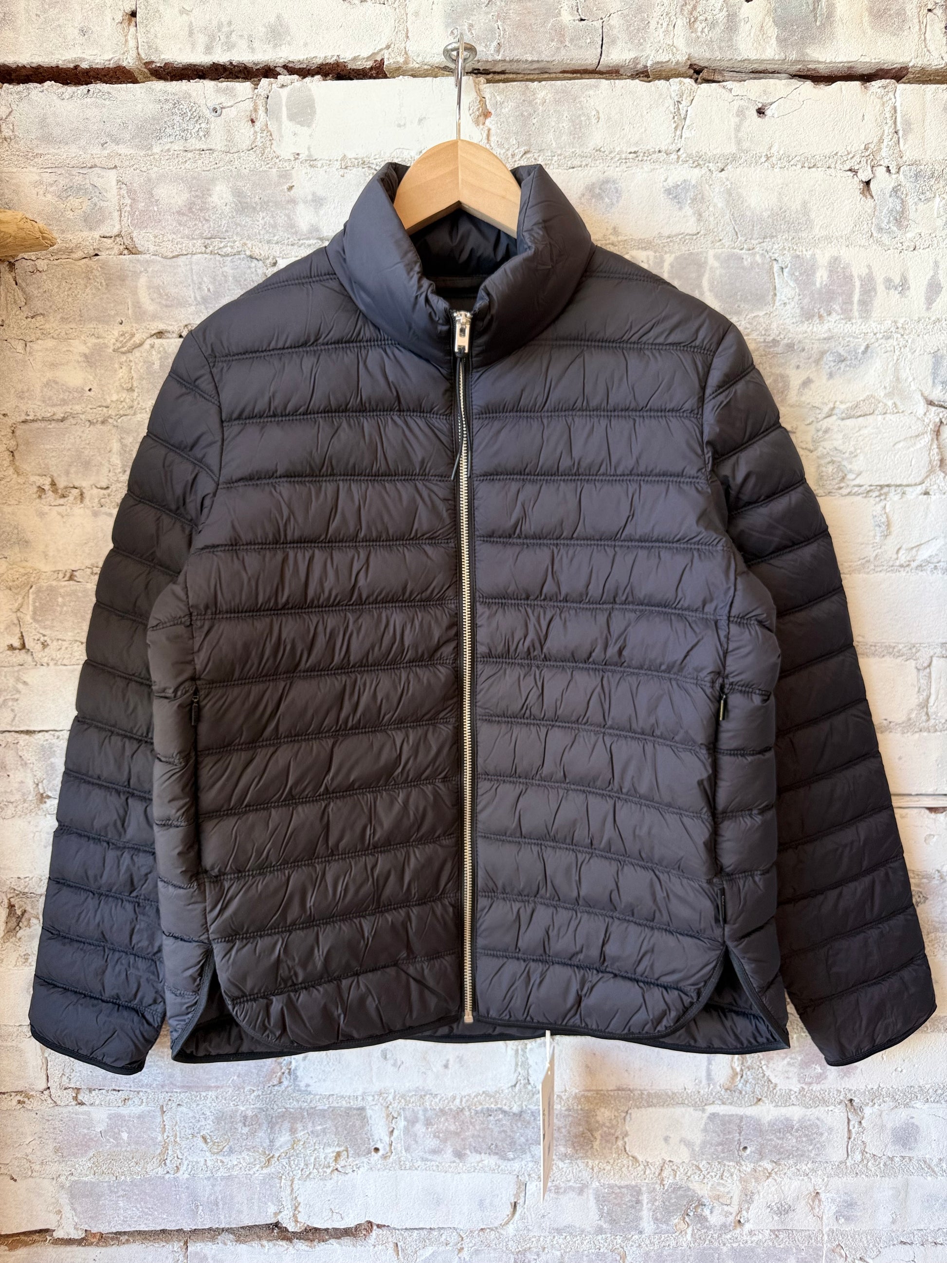 Recycled Quilted Nylon Jacket - Black - DUNE + SALT