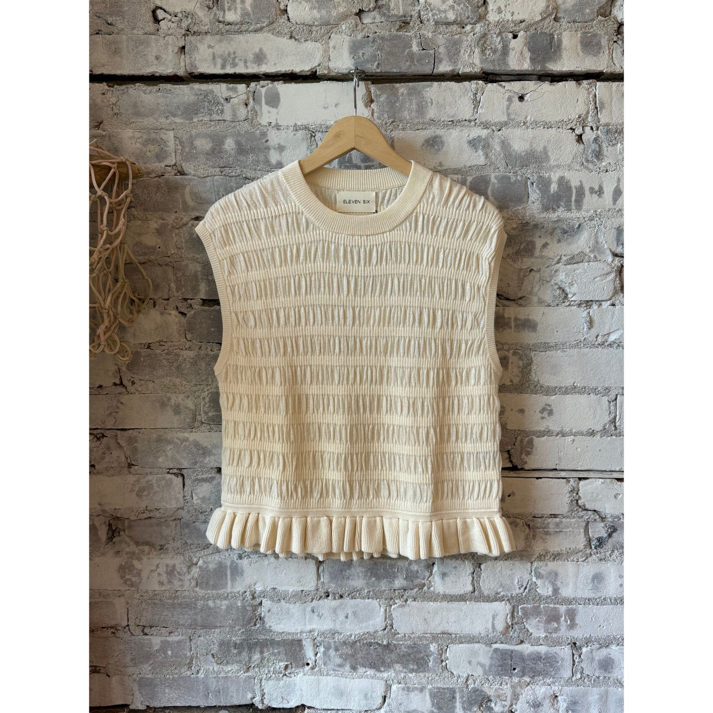 ELEVEN SIX Tessa Top - Ivory Dark Gray