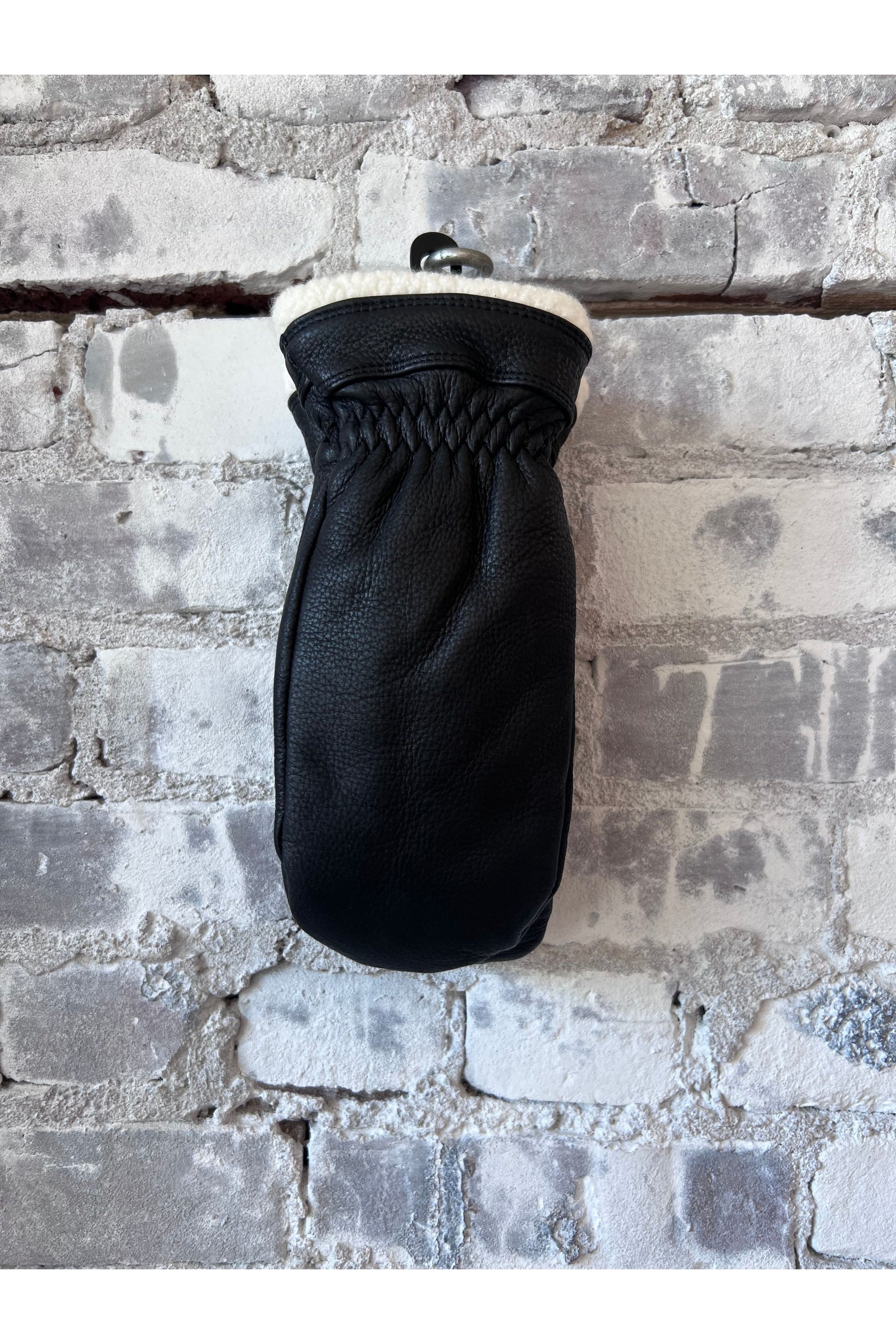 Boda Mitt - Black - DUNE + SALT