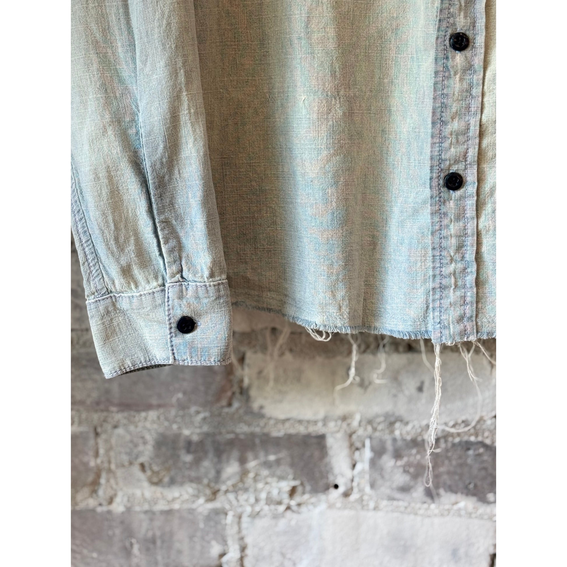 MONOSTERO Raw Hem Hemp Chambray LS Shirt - Light Wash Dark Gray