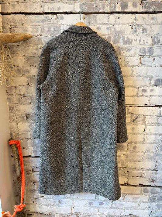 Raglan Wool Overcoat - Black/Cream Slub Donegal