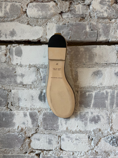 Women's Dear Frances Balla Mesh Crystals Caramel shoes featuring mesh fabric and crystal embellishments.
