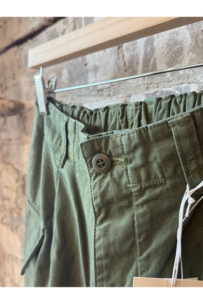 CO/LI Back Satin Pegtop Single Pleat Cargo Pants - Olive - DUNE + SALT