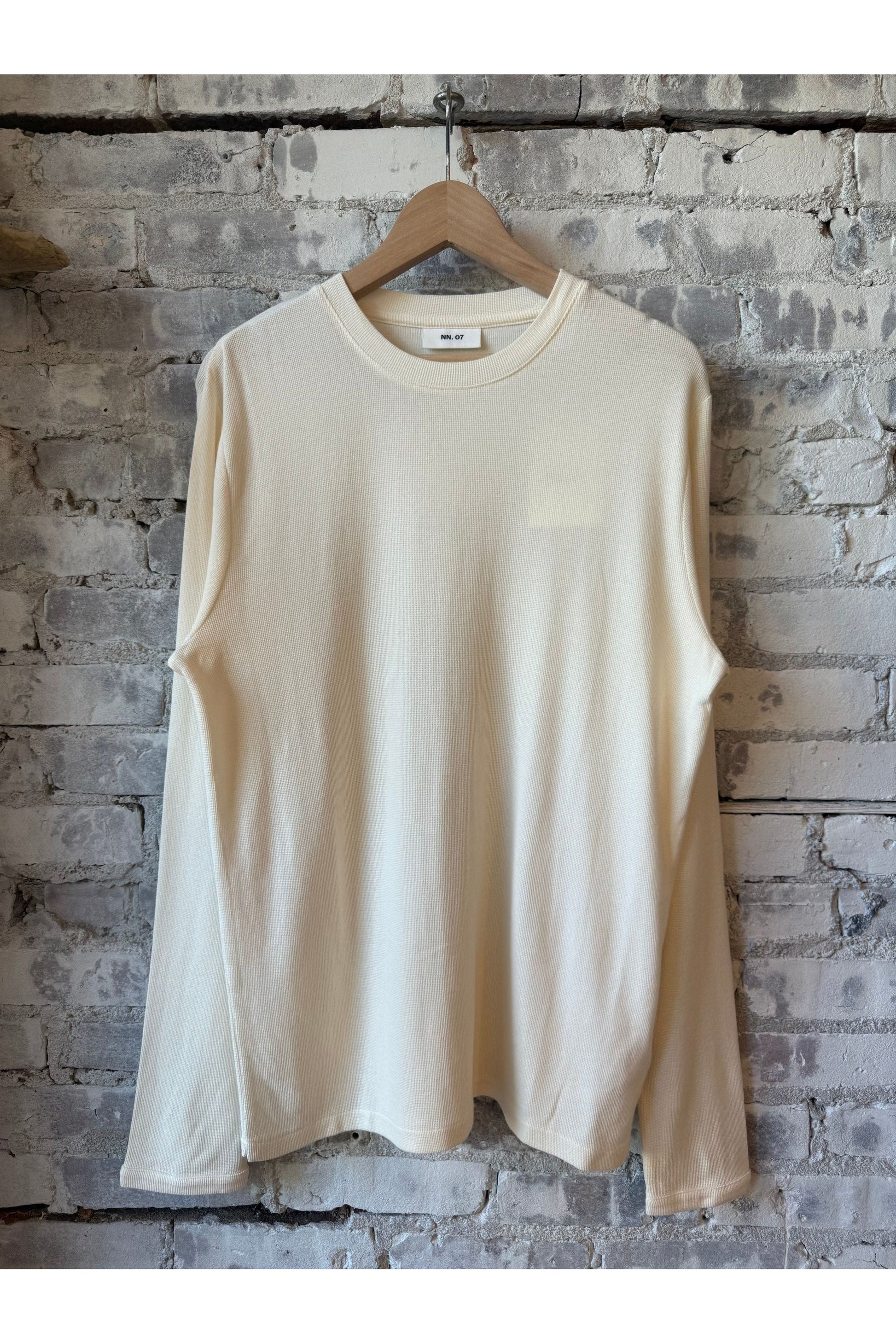 Clive Honeycomb Structured Tee - Egg White - DUNE + SALT