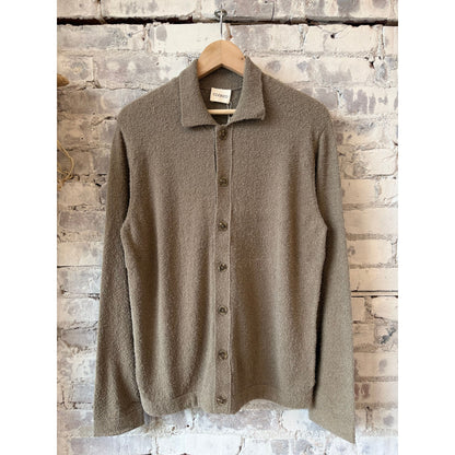 Men's organic cotton cardigan in pebble green by Closed Men's, featuring a cozy knit design and classic fit.