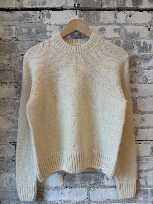 Merz b. Schwanen Cropped Merino Wool Sweater - Nature Dark Gray