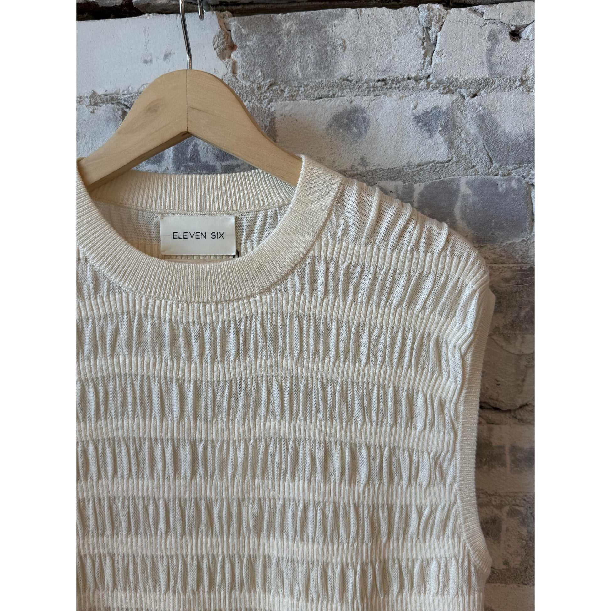 ELEVEN SIX Tessa Top - Ivory Dark Gray