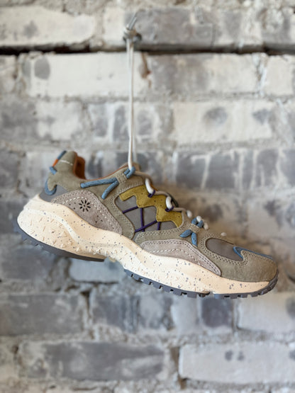 Yamabushi Man Suede/Nylon Sneaker – Taupe/Mud/Yellow