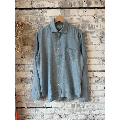 Men's Paul woven yarn dyed shirt in light hairline indigo stripe by Hartford Men's, featuring a classic button-up style and lightweight fabric.
