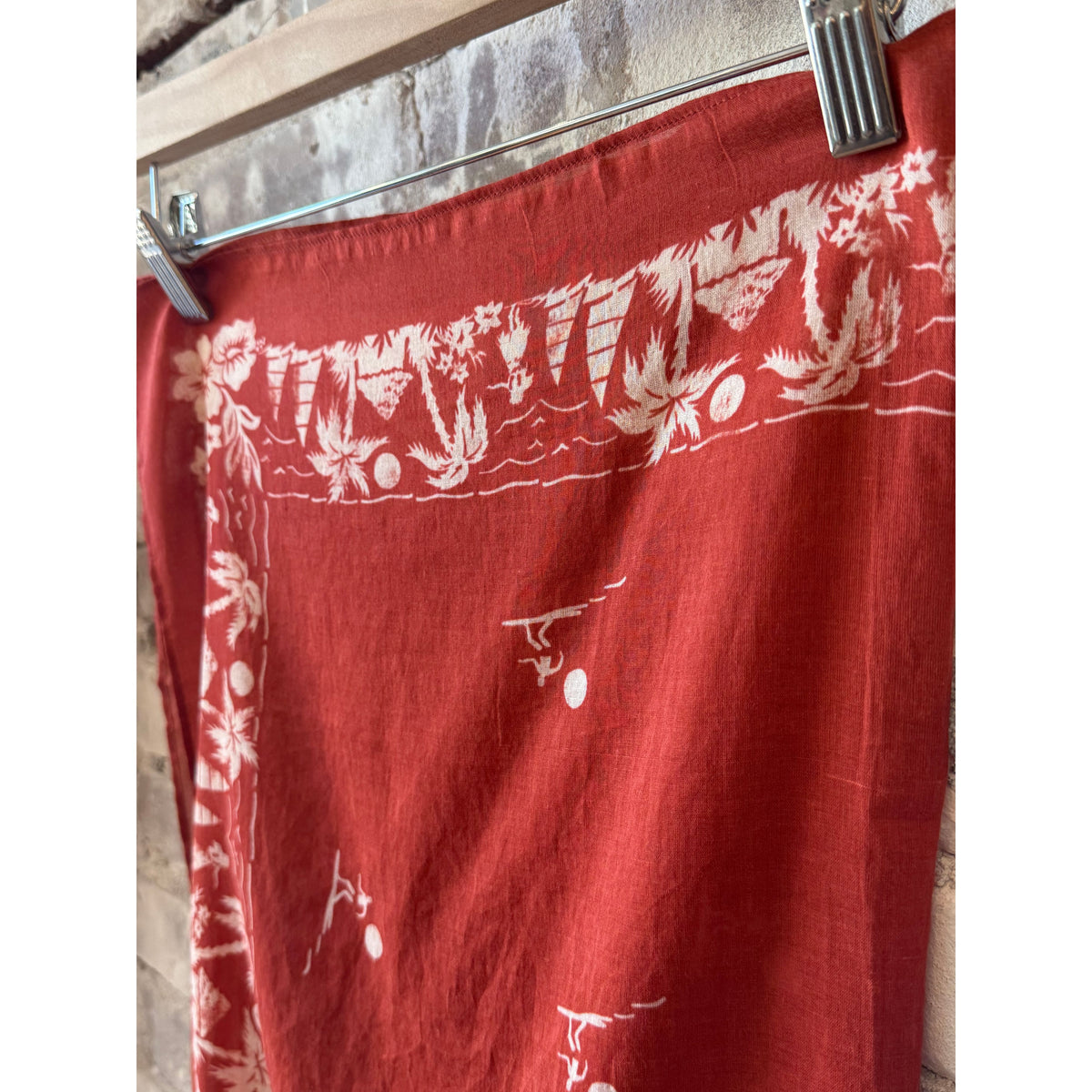 Hartford Women's Bandana Surfer Woven Scarf - Red Brown