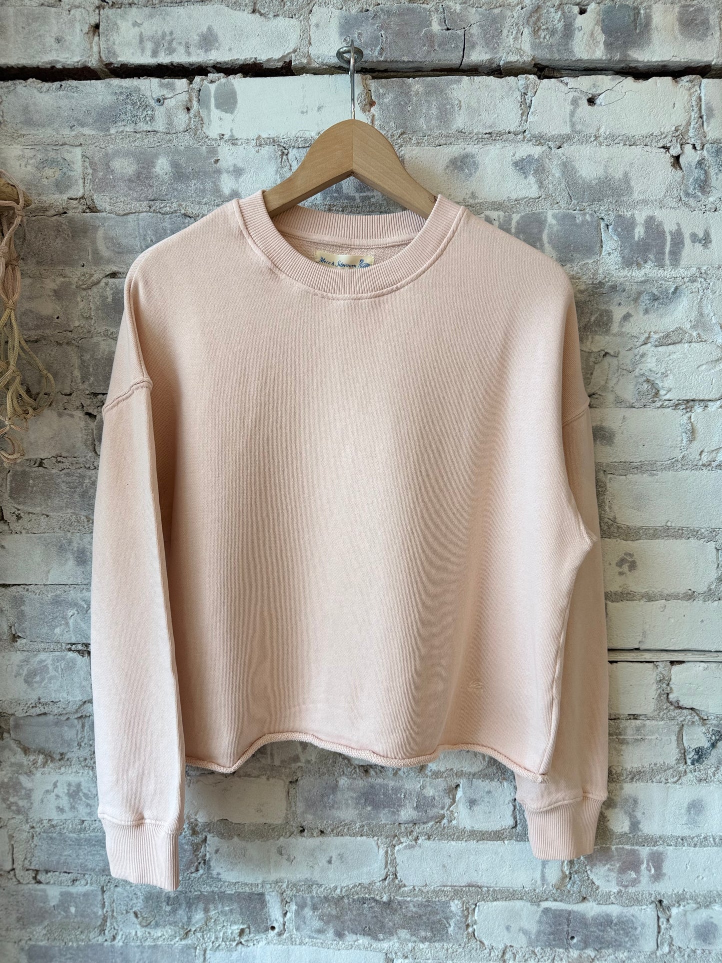 Retro Fleece Sweatshirt With Open Edge On Hem - Shell - DUNE + SALT