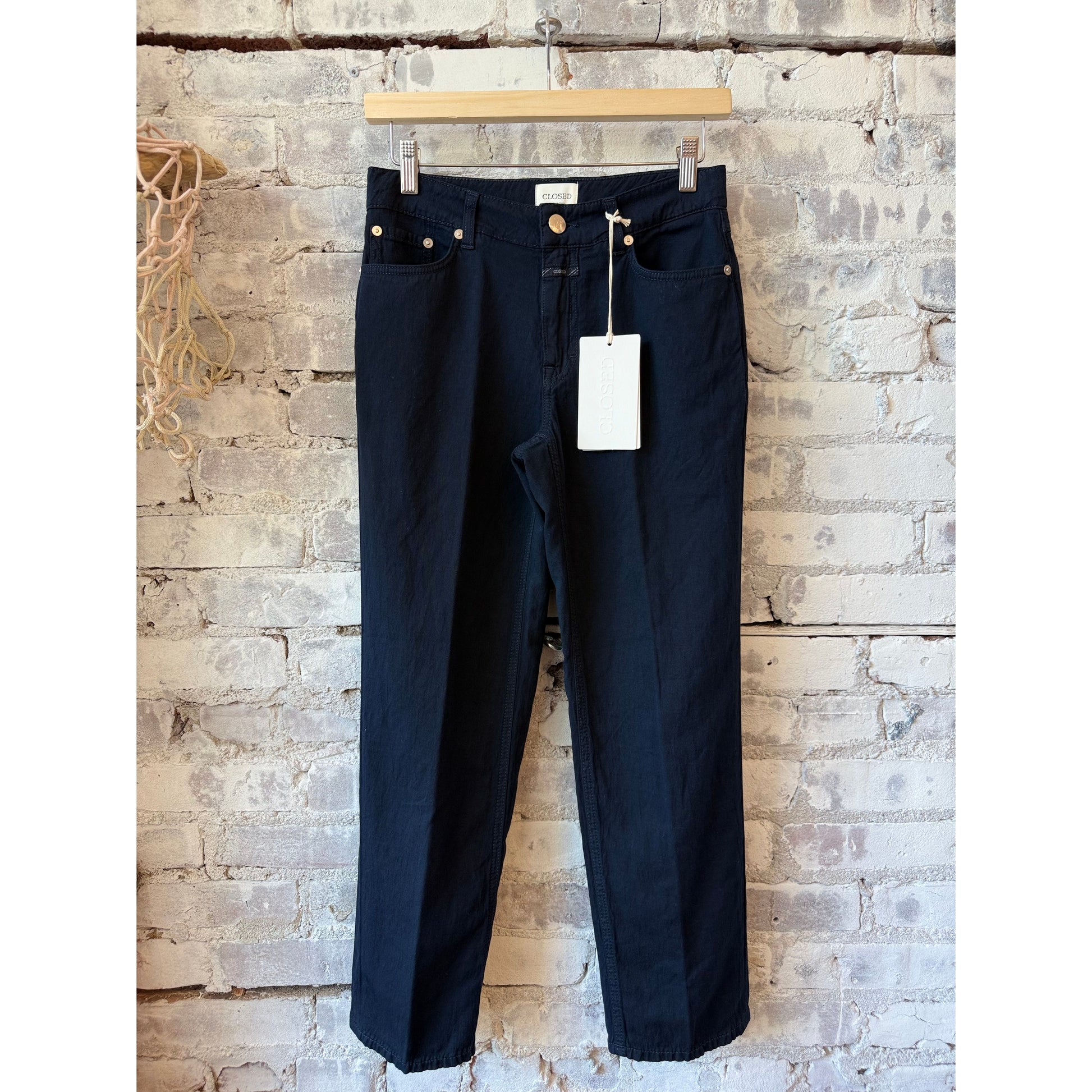 Women's Milo Straight Pants in Dark Night by Closed, featuring a sleek fit and dark denim fabric.