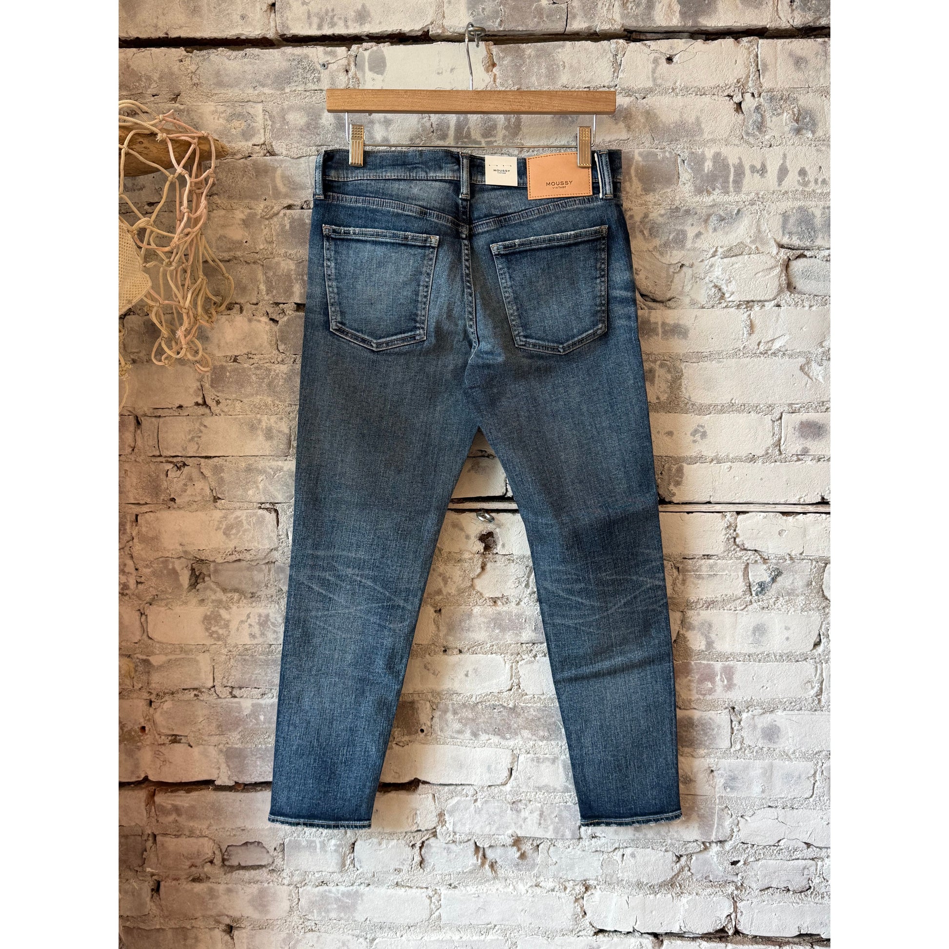 Raynham Skinny Jean - Blue - DUNE + SALT