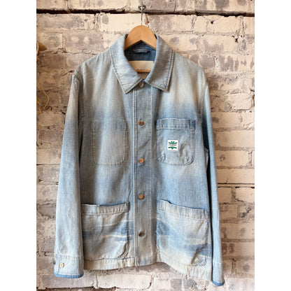 Men's light blue Worker denim jacket by Closed Men's, showcasing classic fit and durable denim fabric.