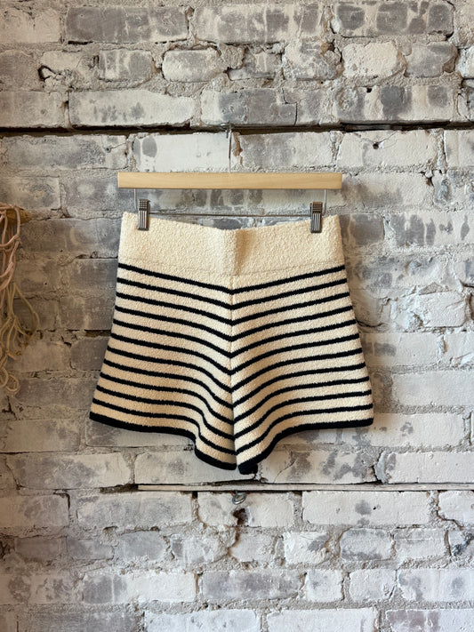 Raya Short - Ivory/Navy Stripe