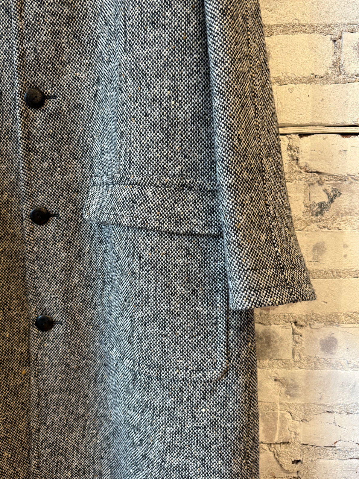 Raglan Wool Overcoat - Black/Cream Slub Donegal
