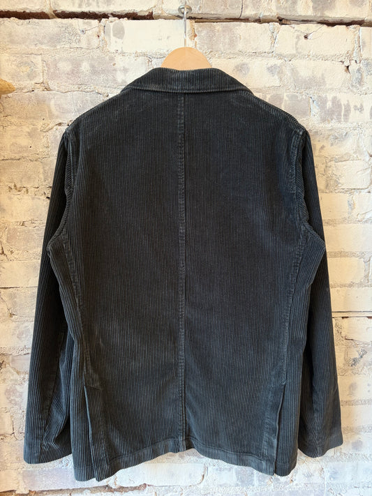 Hartford Men's Julian Woven Jacket in Carbone, showcasing a stylish woven design and tailored fit in a dark, versatile color.