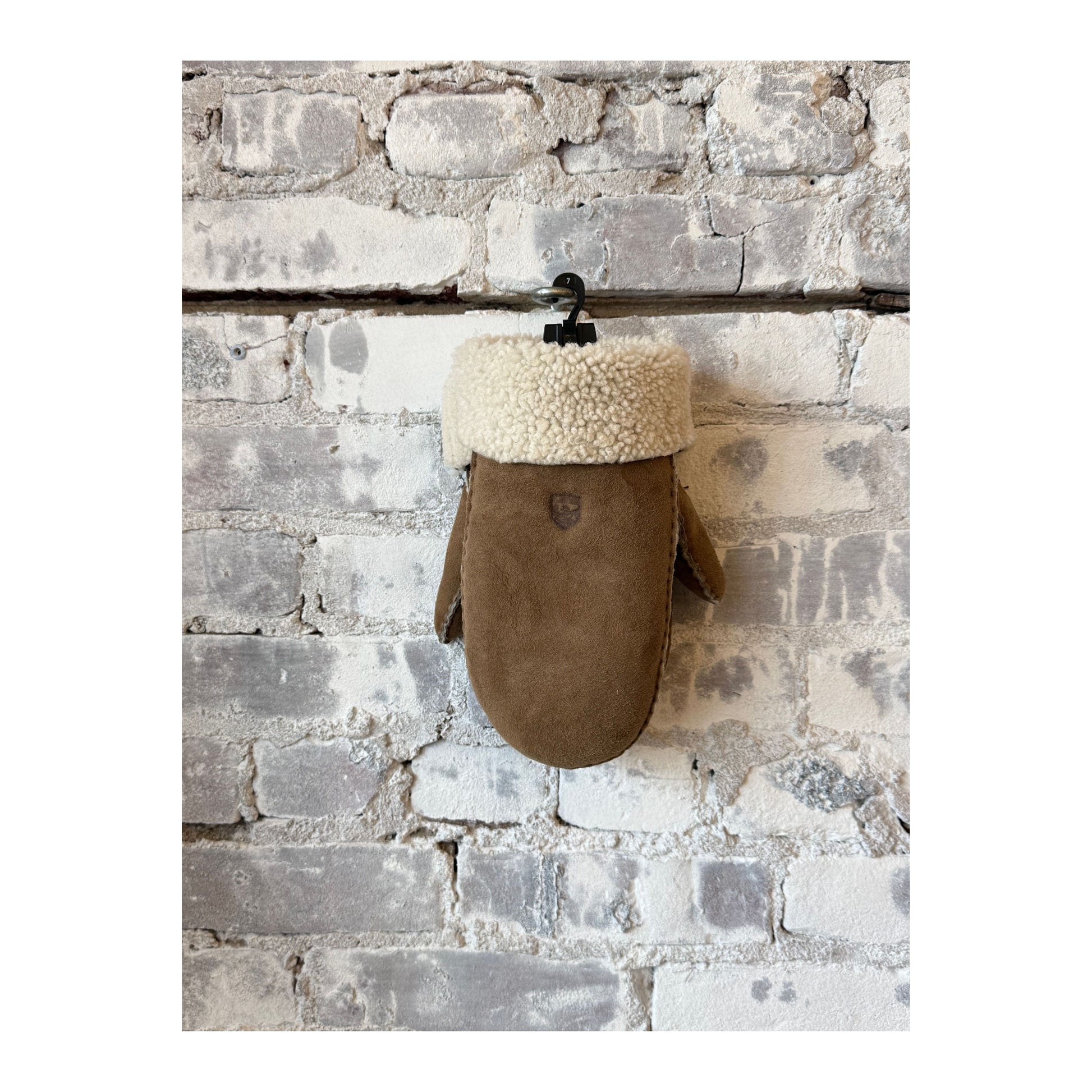Sheepskin Mitt - Beige - DUNE + SALT
