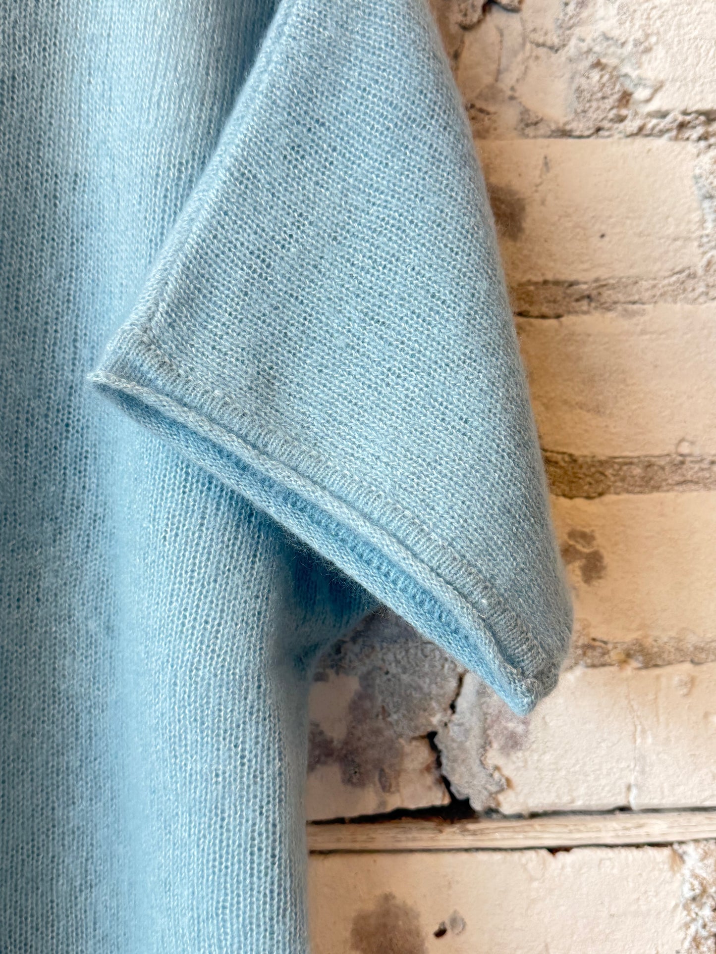 Cashmere Silk SS Crewneck - Bleu Calanques - DUNE + SALT