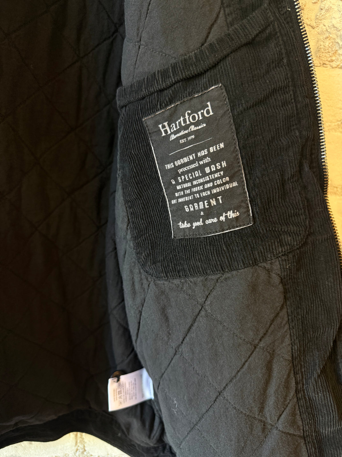 Hartford Men's Danny Woven Jacket in charcoal, stylish men's jacket with woven fabric and modern design.