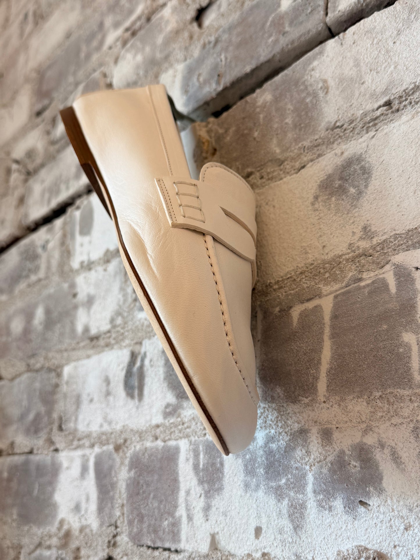 Women's Dear Frances Balla Loafer in chalk color, showcasing sleek leather design and classic slip-on style.
