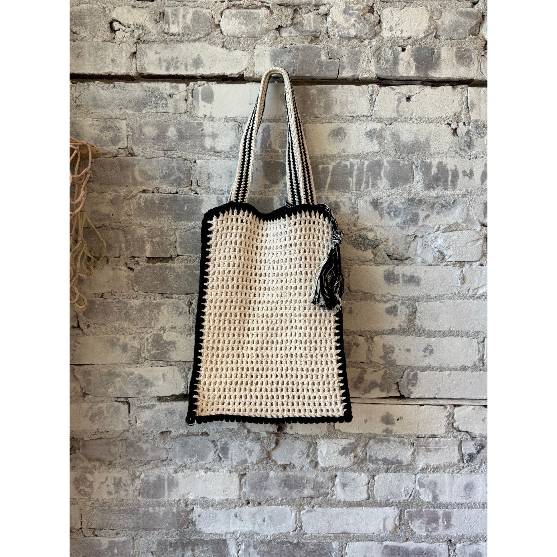 ELEVEN SIX Vera Crochet Tote Bag - Ivory w/ Black Tipping Dark Gray