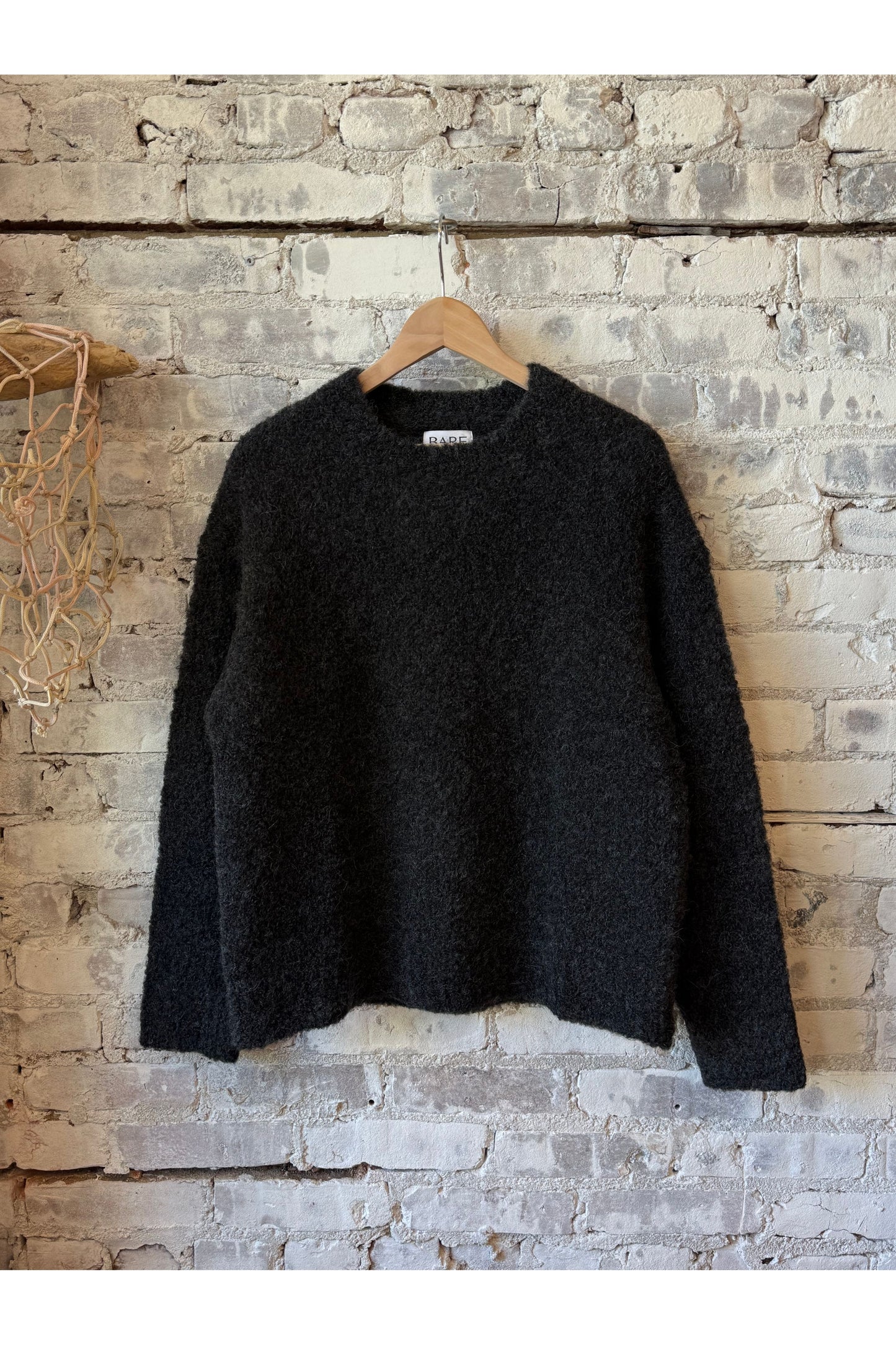 Colette Boucle Crewneck - Basalt - DUNE + SALT