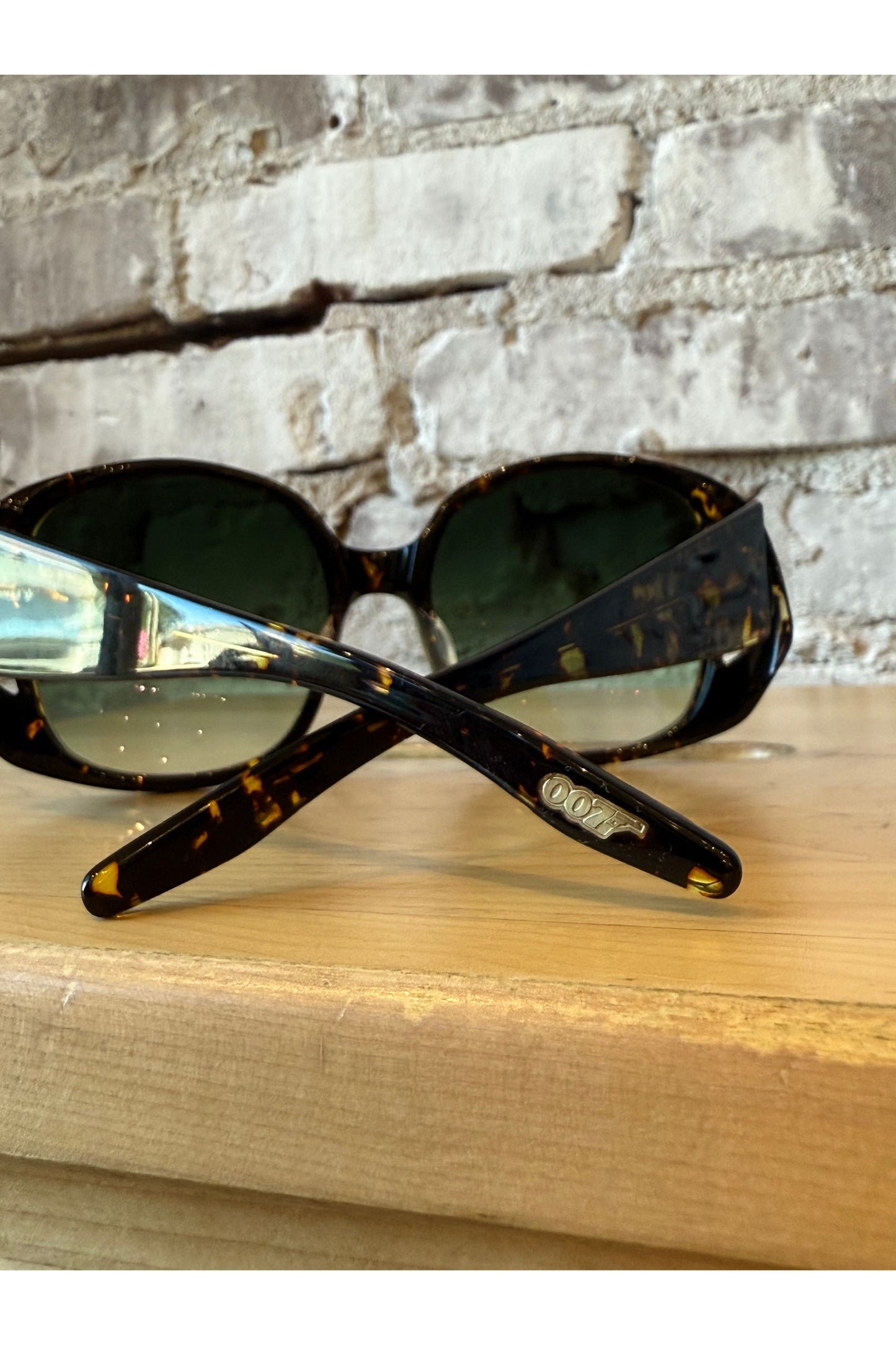 007 Shade - Vesper - DUNE + SALT