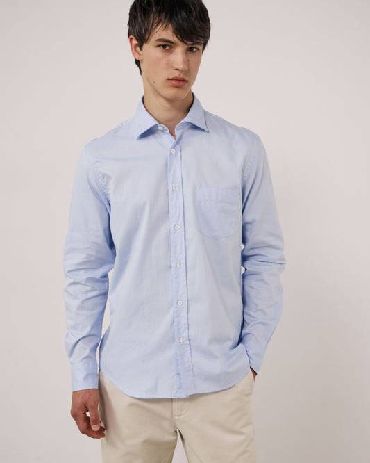 Sky blue Paul woven shirt by Hartford Men's, featuring a casual woven design and button-down collar.