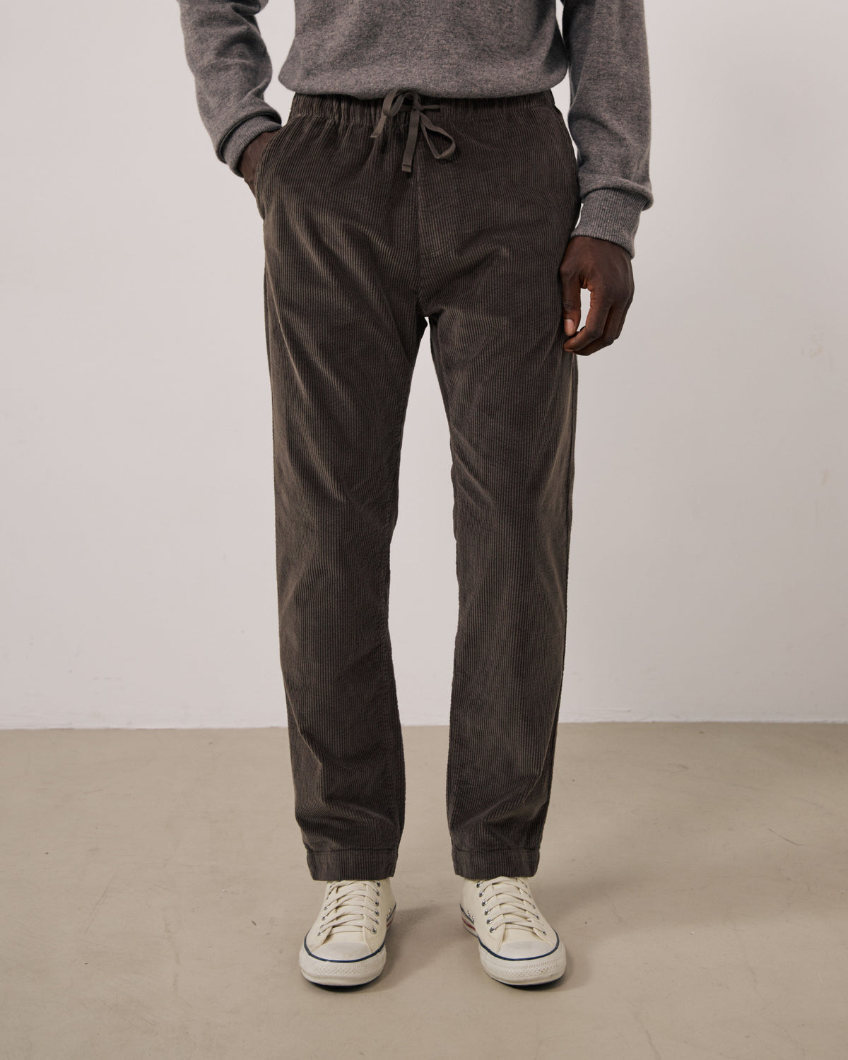 Hartford Men's Joggy Cord Woven Pants in Moka color, showing relaxed fit and textured fabric detail.