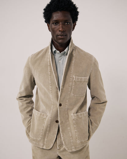 Hartford Men's Julian Woven Jacket in sand, showcasing a stylish woven fabric and classic jacket silhouette.