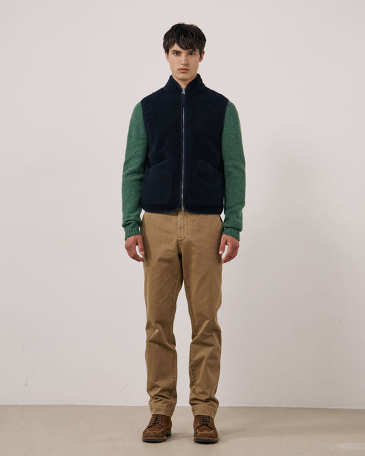 Navy Hartford Men's Basta knitted vest with ribbed collar and hem, featuring a textured knit pattern.