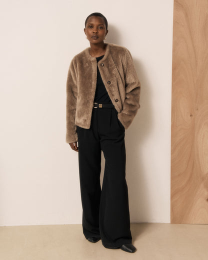 Hartford Women's Vigo Woven Jacket in taupe, showcasing a stylish women's jacket with textured woven fabric and a relaxed fit.