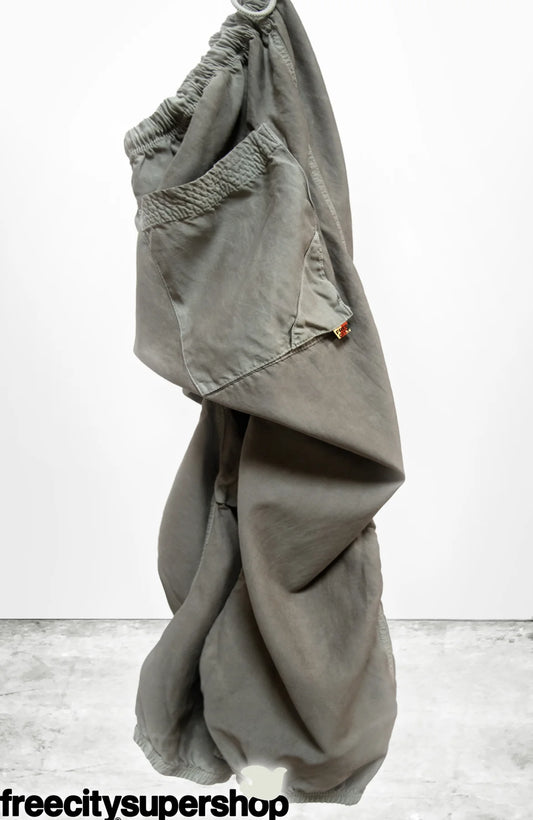 FreeCity MATTE/SATIN LOOSE DRAWCORD BIGGY PANT - Mud White Smoke