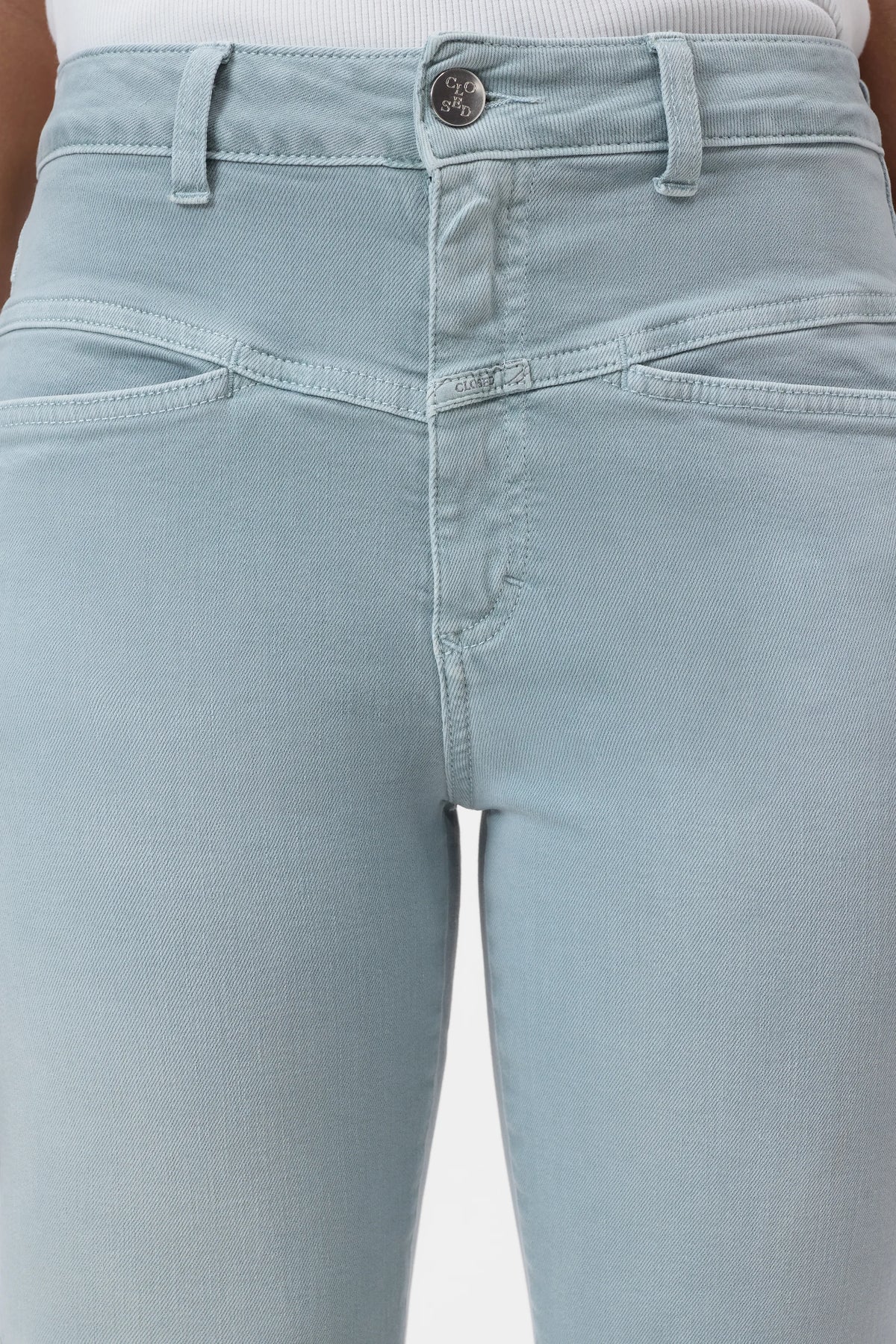 Closed Women's Pedal Pusher Relaxed Jean — Breeze Blue Dark Gray
